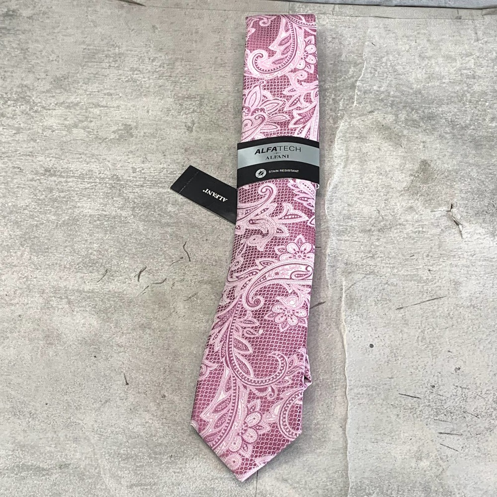 Alfani Men's Alfa-Tech Mauve Slim Paisley Tie SZ OS